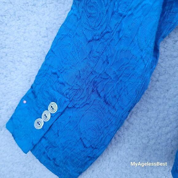 Chicos Blue Textured Crinkle Blazer Jacket Size 1 Medium Statement Career - Picture 10 of 15